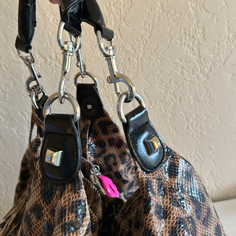 Classic Betsey Johnson Tobo Ruffle Leopard bag - Picture 5 of 10